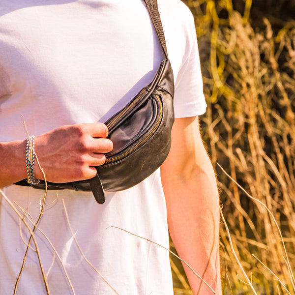 Fanny Packs Vs. Belt Bags: What's The Difference, And Which Works