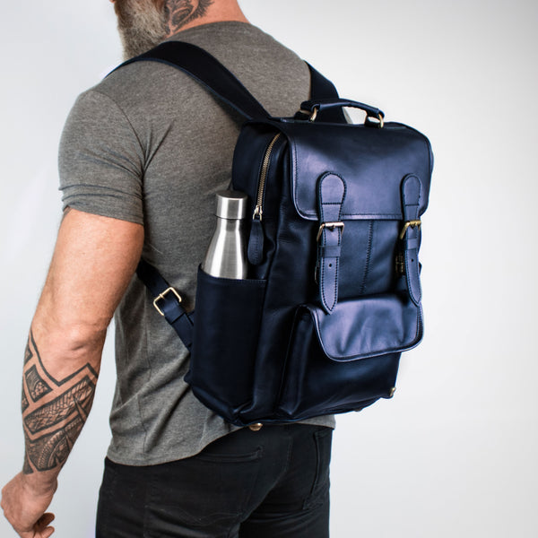 Men's backpack with water bottle holder online